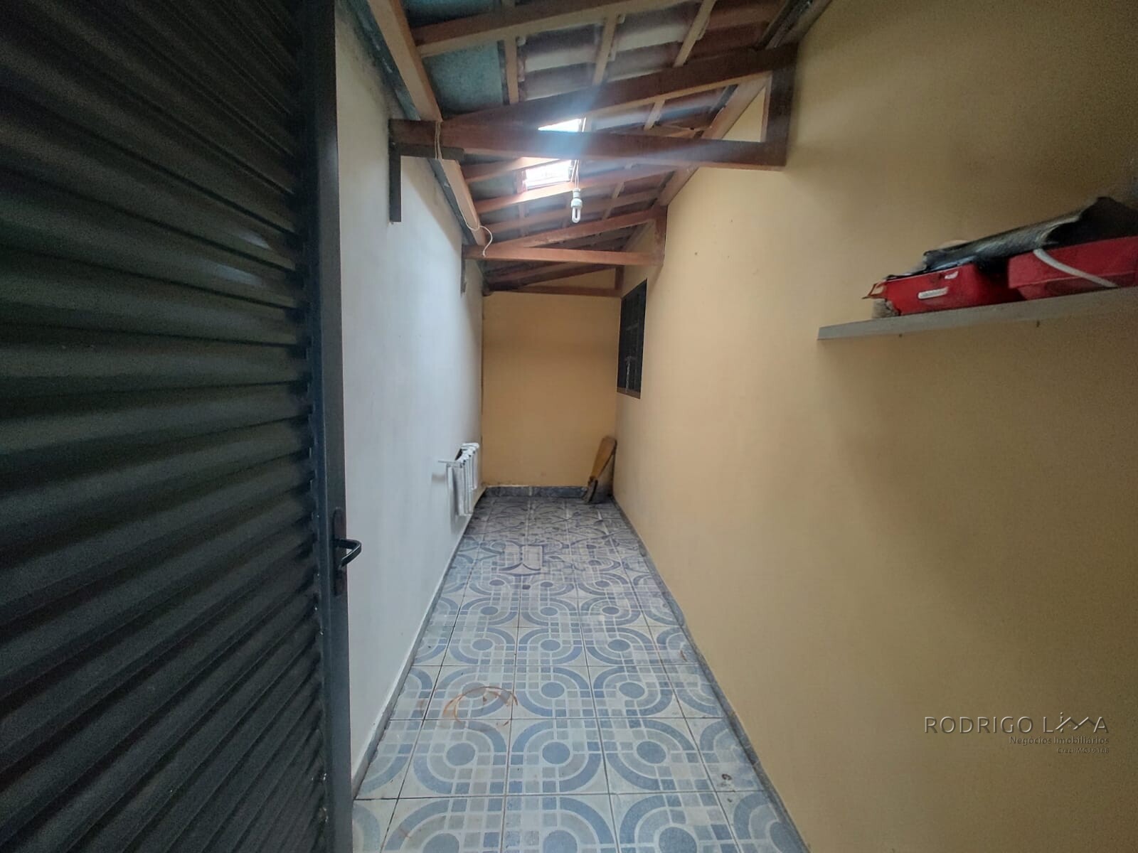 Casa de esquina para venda em São Lourenço MG