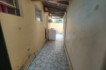 Casa de esquina para venda em São Lourenço MG