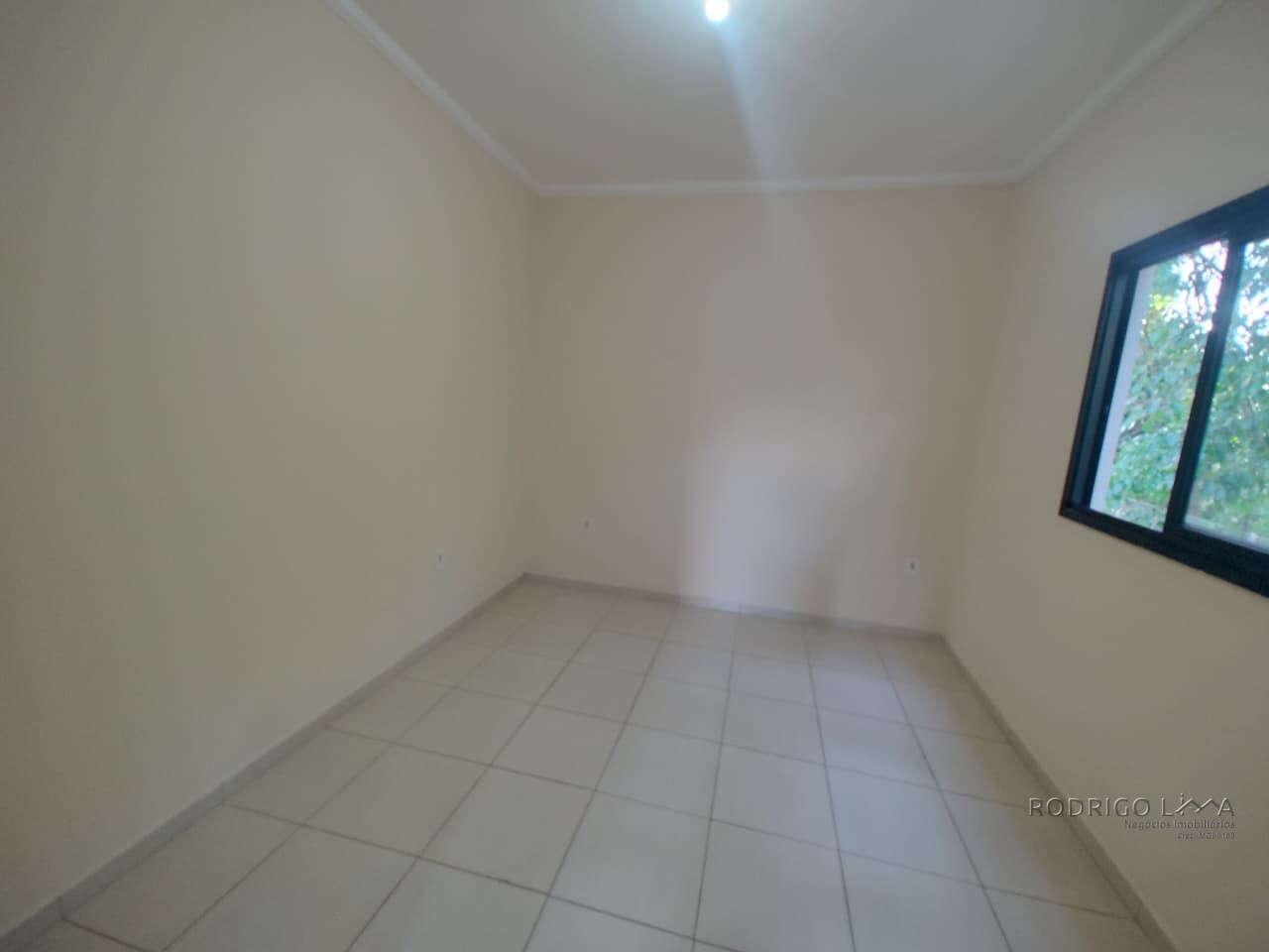 Apartamento com ponto comercial para venda em São Lourenço MG
