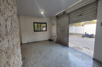 Apartamento com ponto comercial para venda em São Lourenço MG