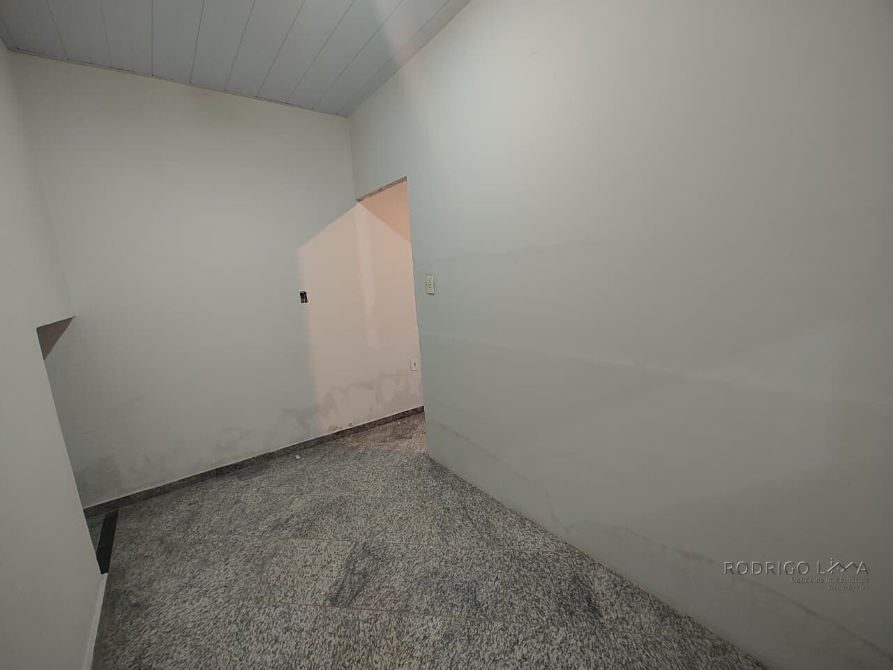 Apartamento com ponto comercial para venda em São Lourenço MG