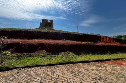 Lote á venda em condomínio de alto padrão em São Lourenço MG