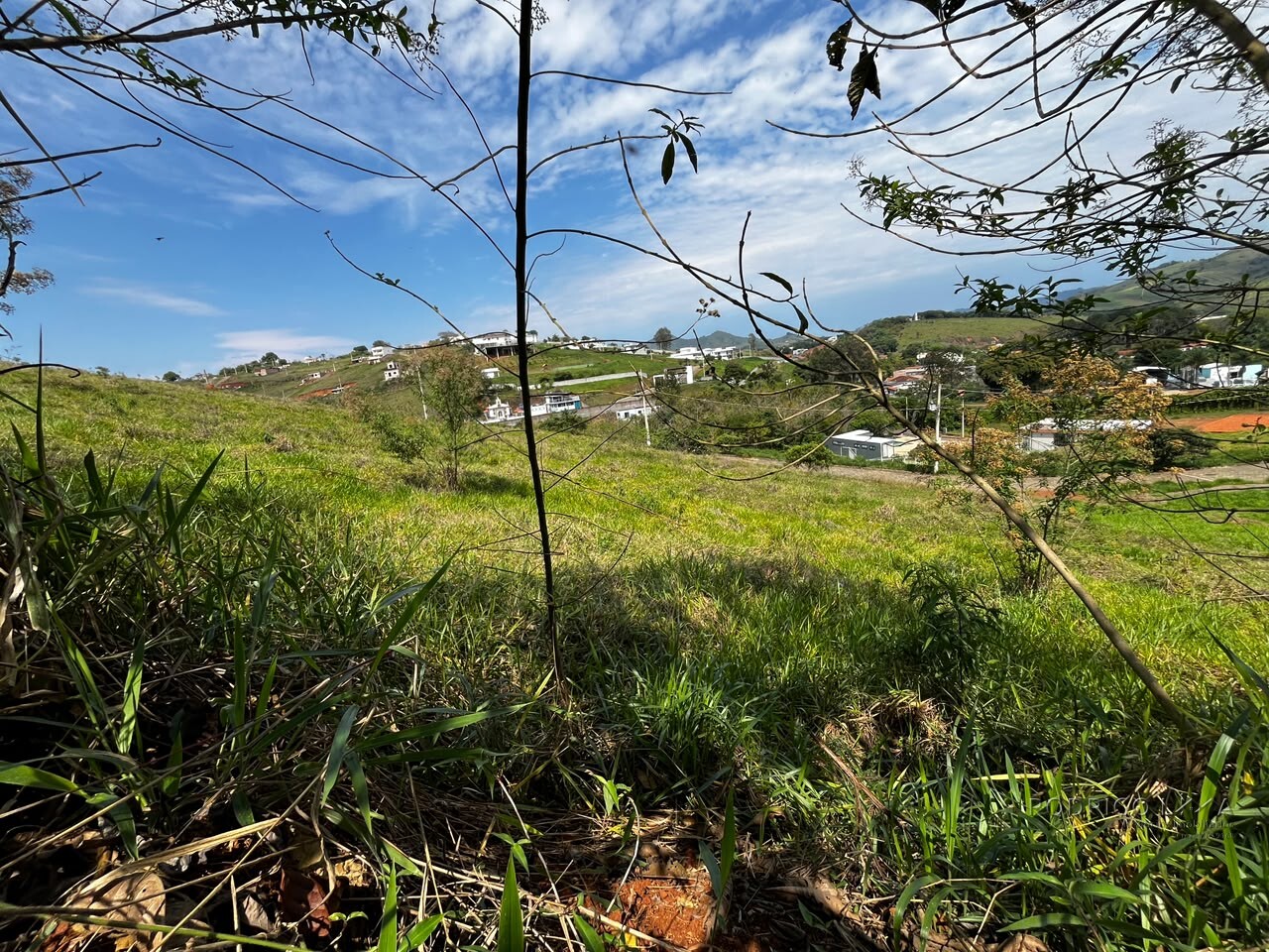Lote em condomínio de alto padrão em São Lourenço MG
