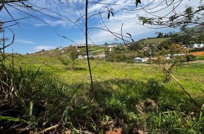 Lote em condomínio de alto padrão em São Lourenço MG