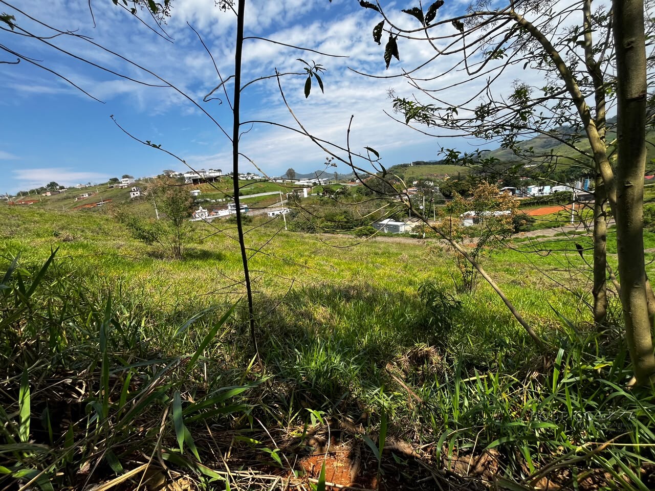 Lote em condomínio de alto padrão em São Lourenço MG