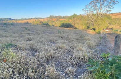 Área rural para venda há menos de 10 minutos de São Lourenço.