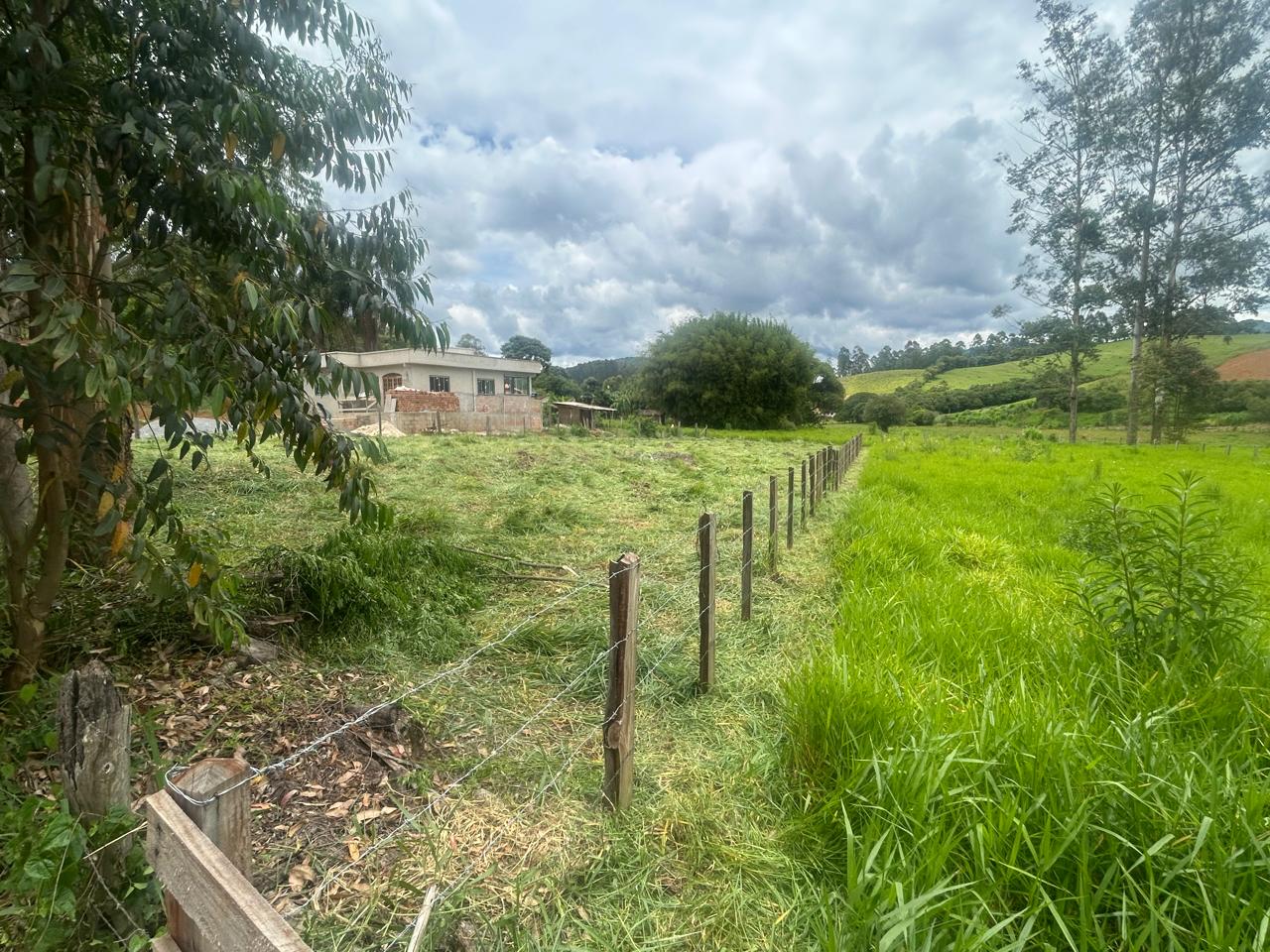 Chácara para venda em Dom Viçoso - MG