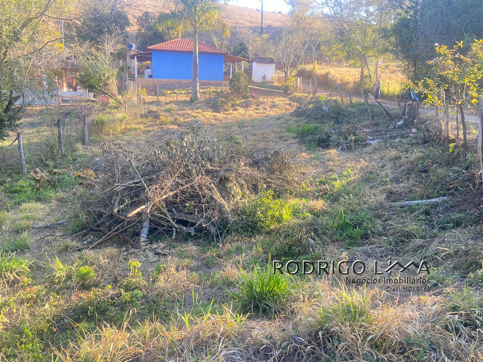 Lote rural para venda há pouco mais de 15 minutos de São Lourenço.