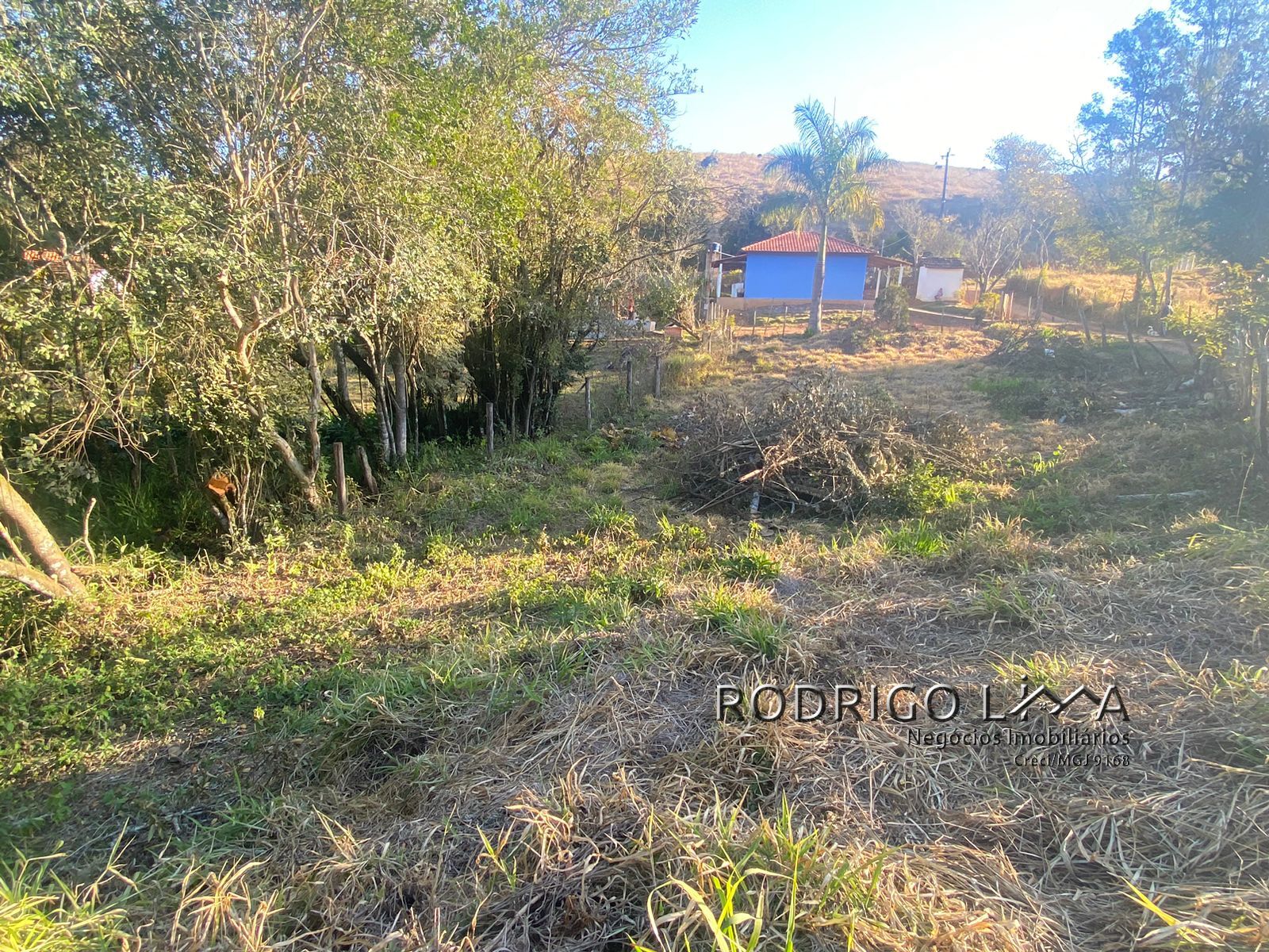 Lote rural para venda há pouco mais de 15 minutos de São Lourenço.