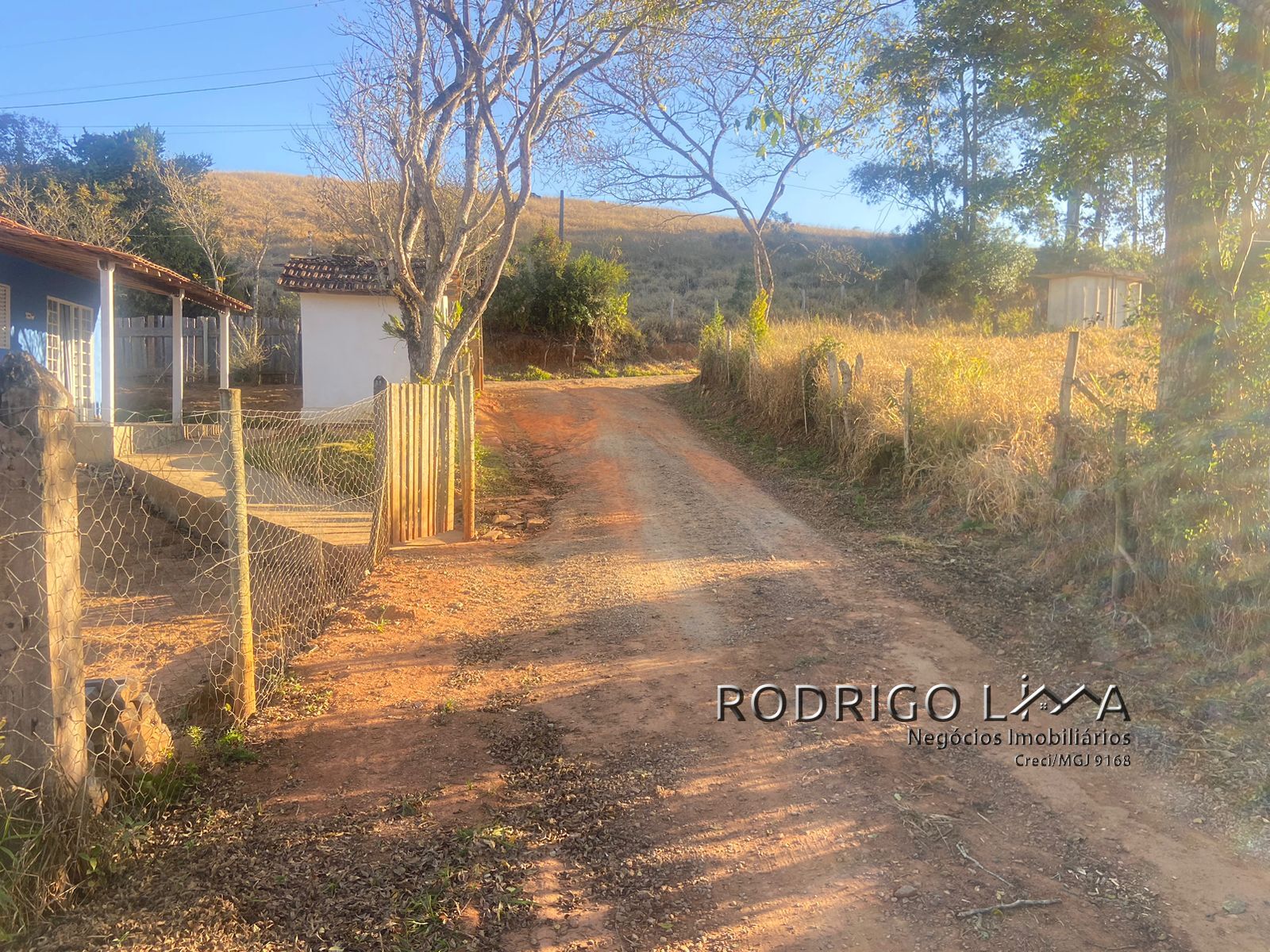 Lote rural para venda há pouco mais de 15 minutos de São Lourenço.