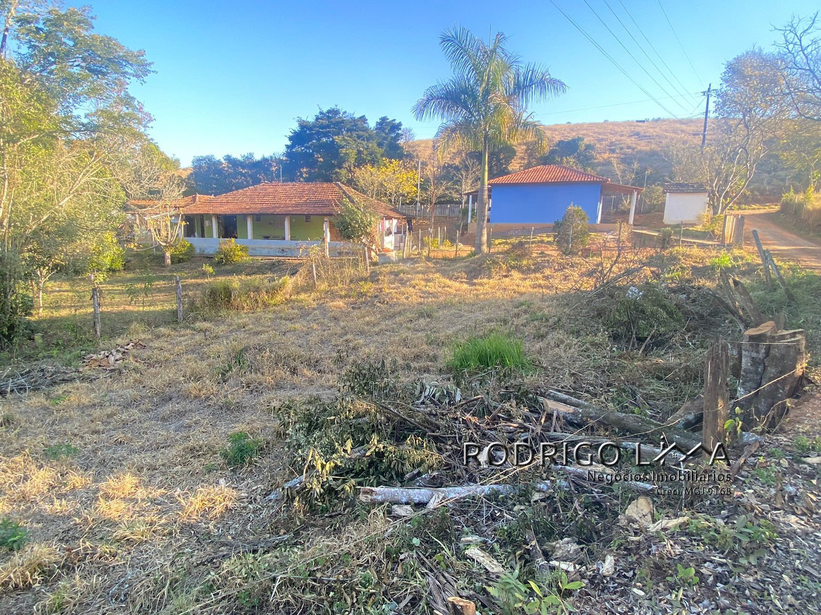 Lote rural para venda há pouco mais de 15 minutos de São Lourenço.