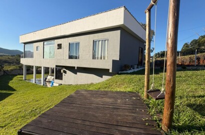 Linda chácara para venda á 10 minutos de São Lourenço MG