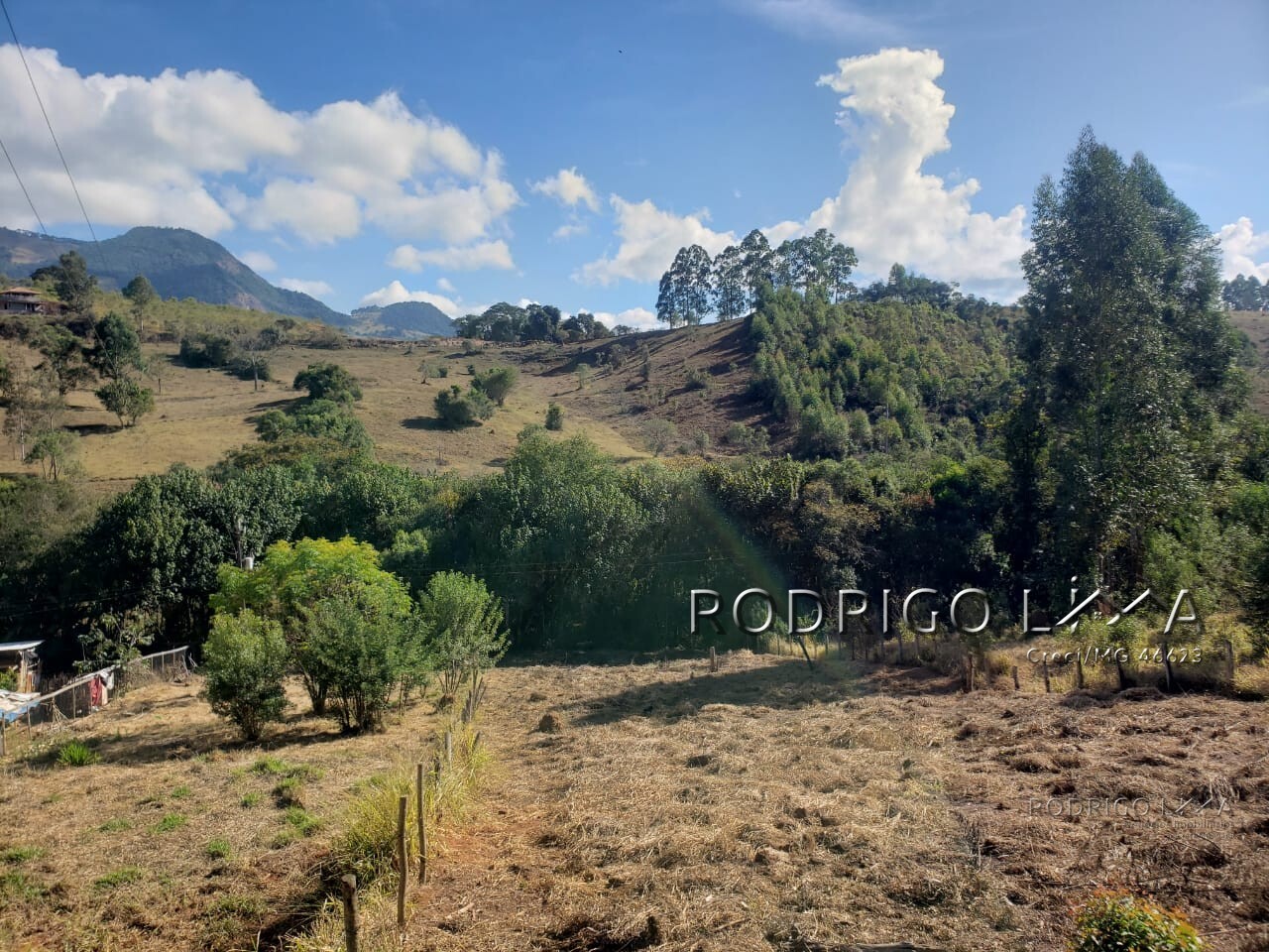 Chácara para chácara a venda em Dom Viçoso - MG.