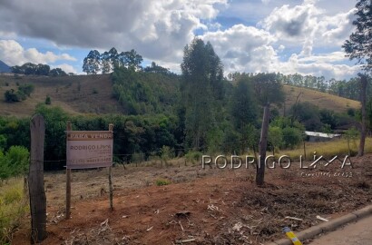 Chácara para chácara a venda em Dom Viçoso - MG.
