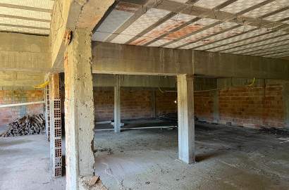 Imóvel comercial para venda em São Lourenço - MG.