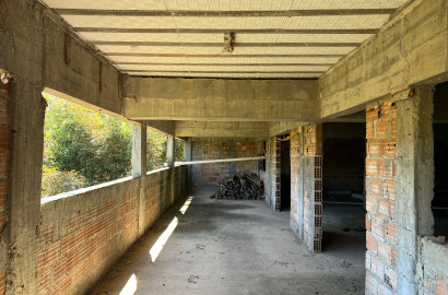 Imóvel comercial para venda em São Lourenço - MG.