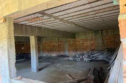 Imóvel comercial para venda em São Lourenço - MG.