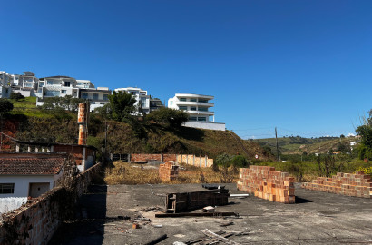 Imóvel comercial para venda em São Lourenço - MG.