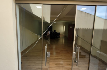 Imóvel comercial para venda em São Lourenço - MG.