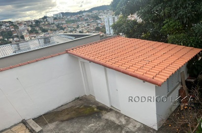 Casa de alto padrão para venda em São Lourenço - MG.