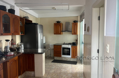 Casa de alto padrão para venda em São Lourenço - MG.