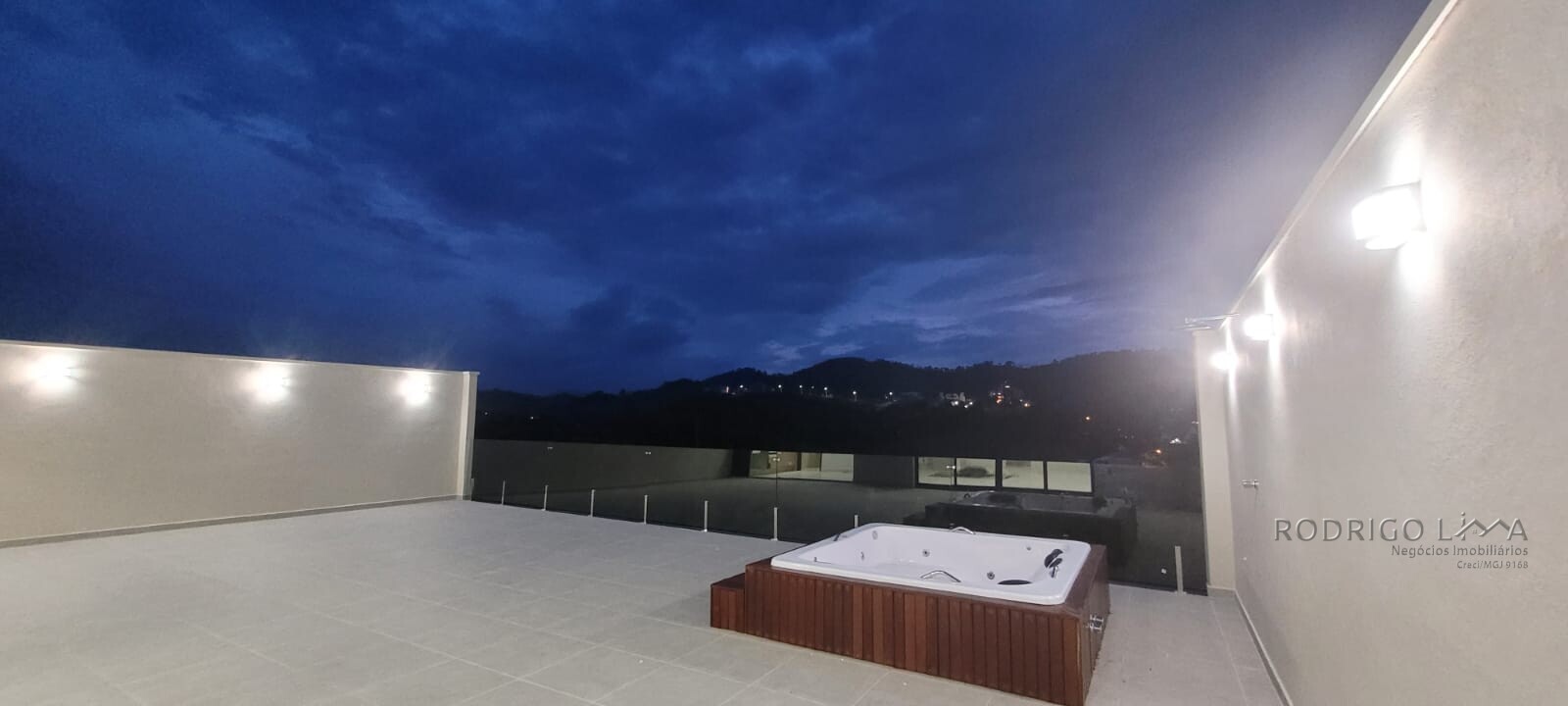 Casa alto padrão para venda em São Lourenço  - MG.
