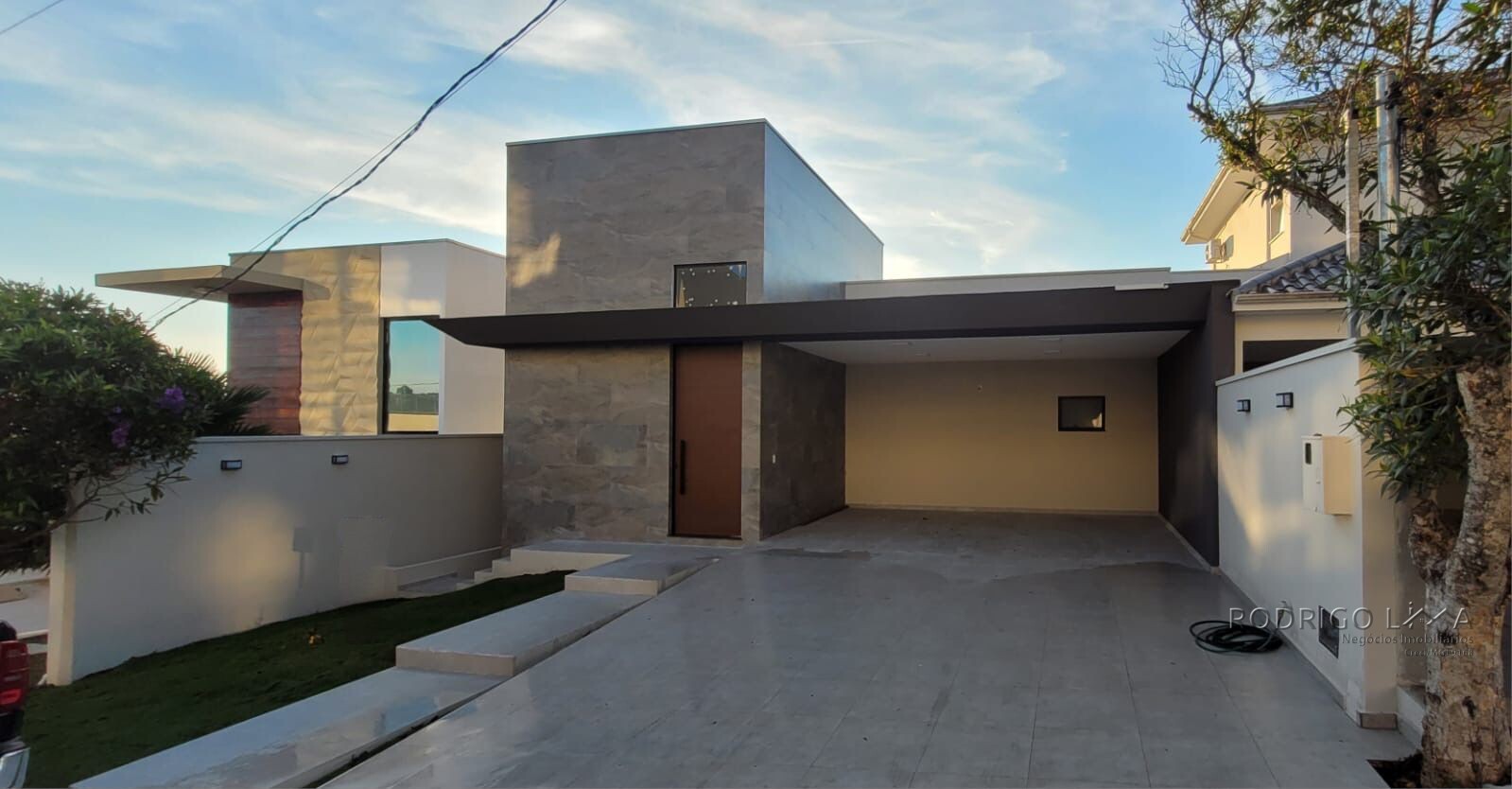 Casa alto padrão para venda em São Lourenço  - MG.