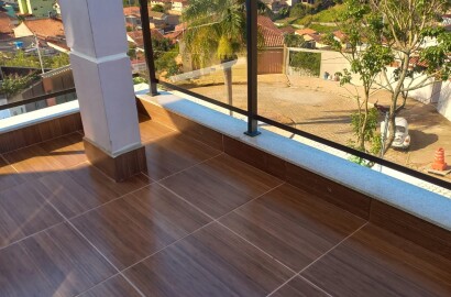 Linda casa para venda em São Lourenço - MG.