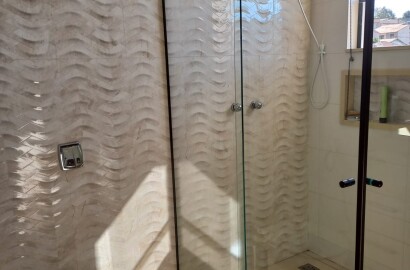 Linda casa para venda em São Lourenço - MG.