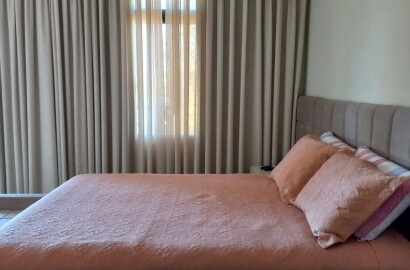 Linda casa para venda em São Lourenço - MG.
