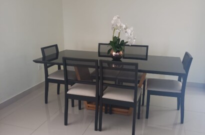 Linda casa para venda em São Lourenço - MG.