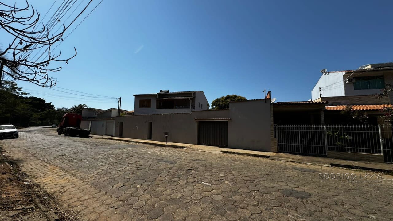 Casa de alto padrão para venda em Três Corações MG