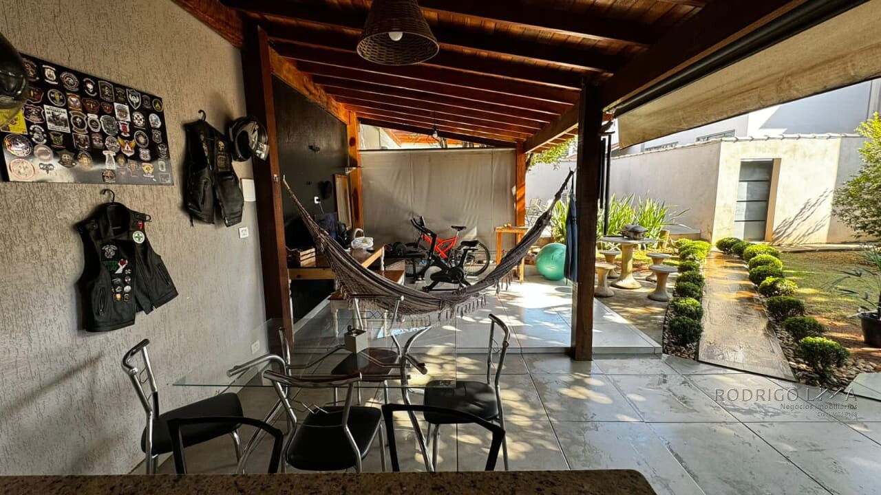 Casa de alto padrão para venda em Três Corações MG