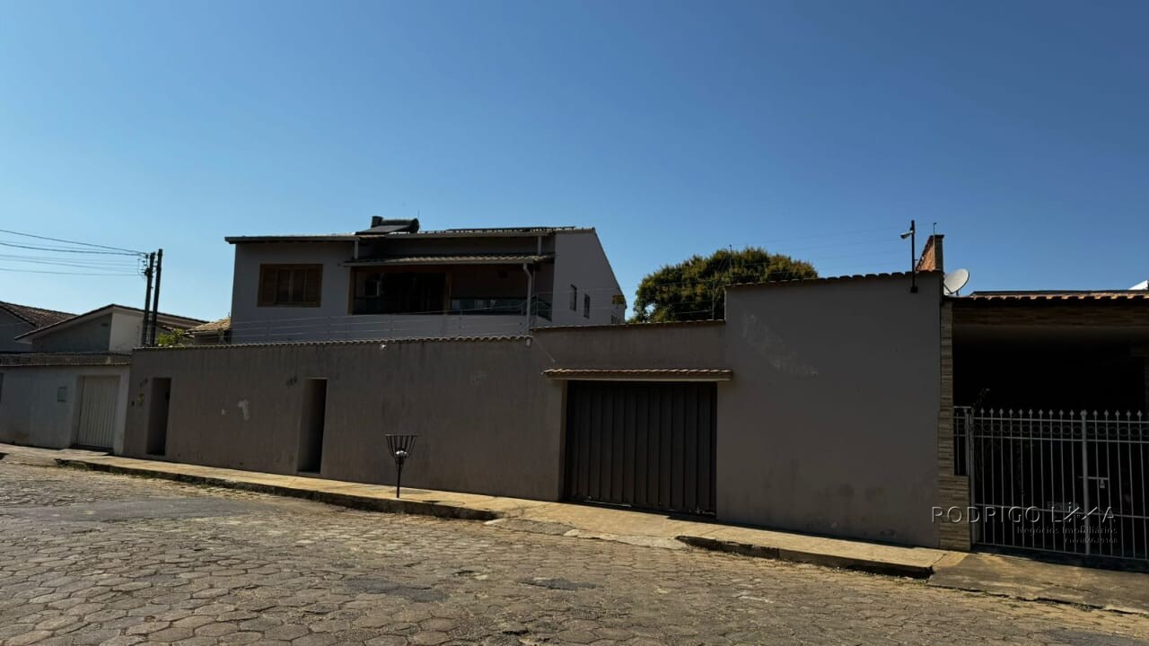 Casa de alto padrão para venda em Três Corações MG