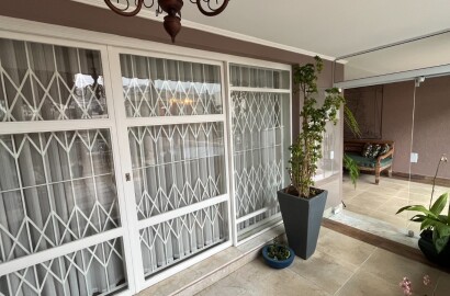 Casa alto padrão para venda em São Lourenço MG