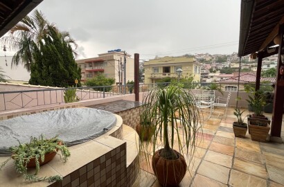 Casa alto padrão para venda em São Lourenço MG