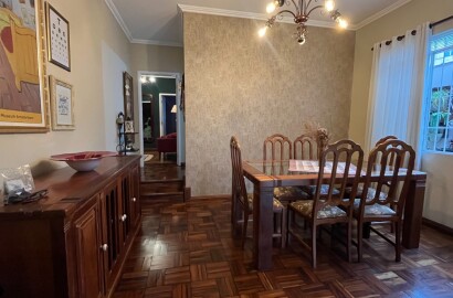Casa alto padrão para venda em São Lourenço MG