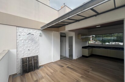 Cobertura duplex para venda em São Lourenço MG