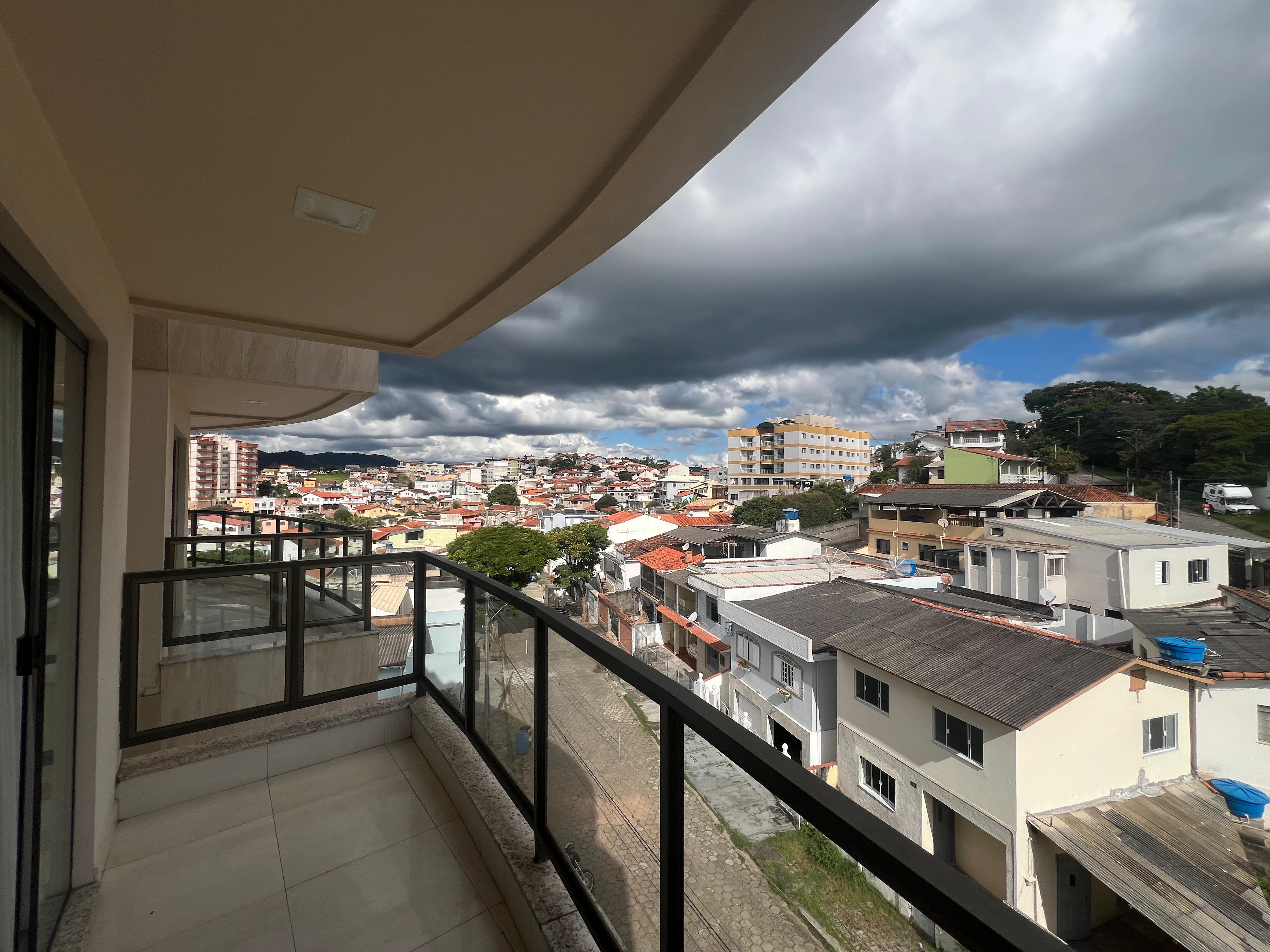 Cobertura duplex para locação em São Lourenço MG