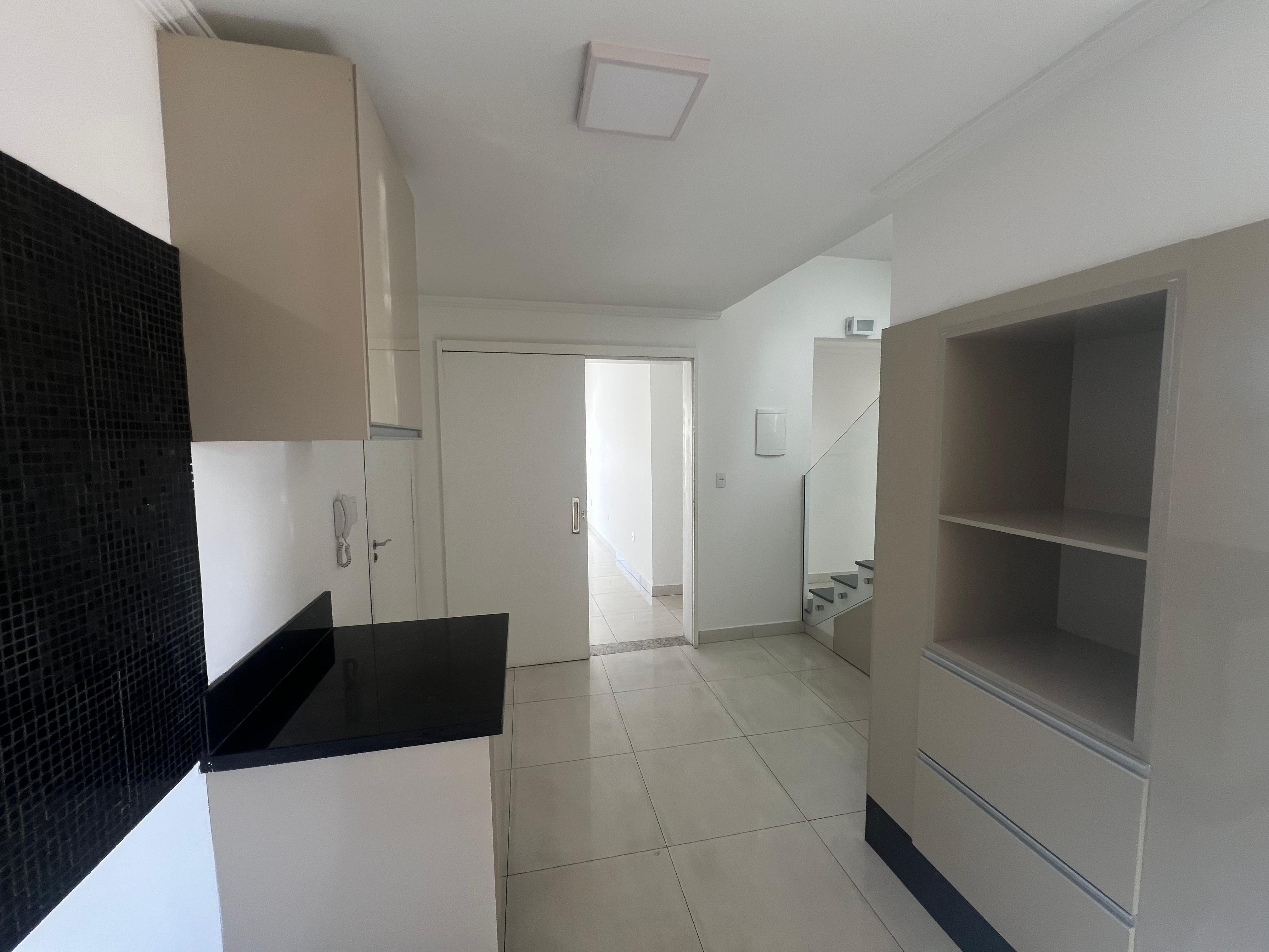 Cobertura duplex para locação em São Lourenço MG