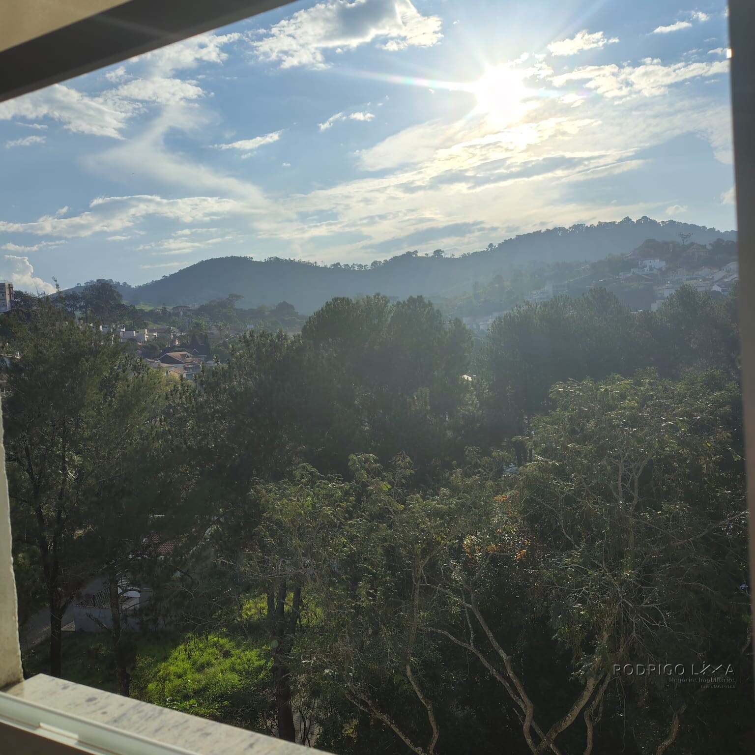 Apartamento mobiliado em bairro nobre de São Lourenço MG
