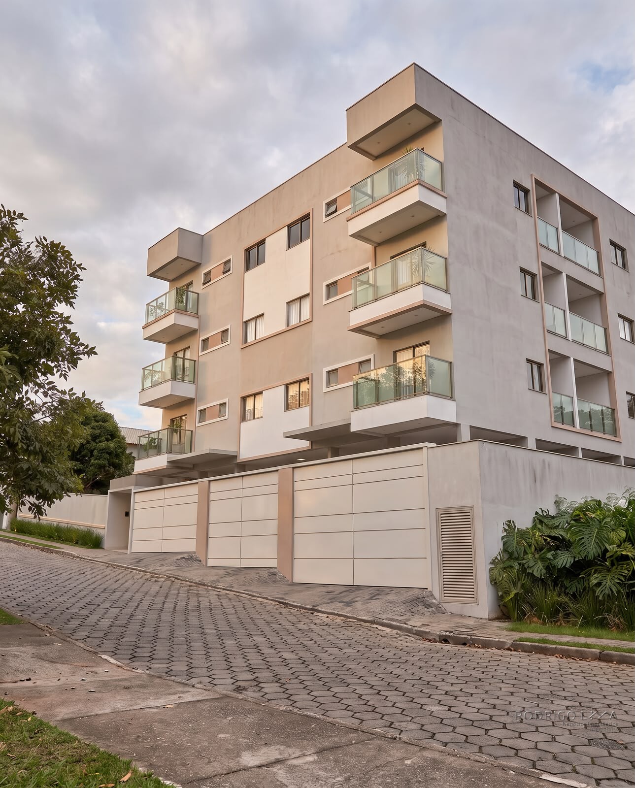 Apartamentos Port Cristal para venda em São Lourenço MG