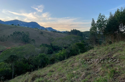 Linda área para venda em Dom Viçoso - MG.