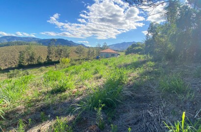 Linda chácara para venda próximo a São Lourenço - MG.