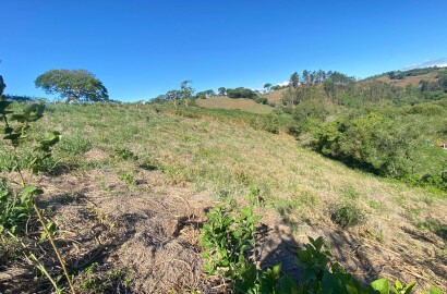 Linda chácara para venda próximo a São Lourenço - MG.