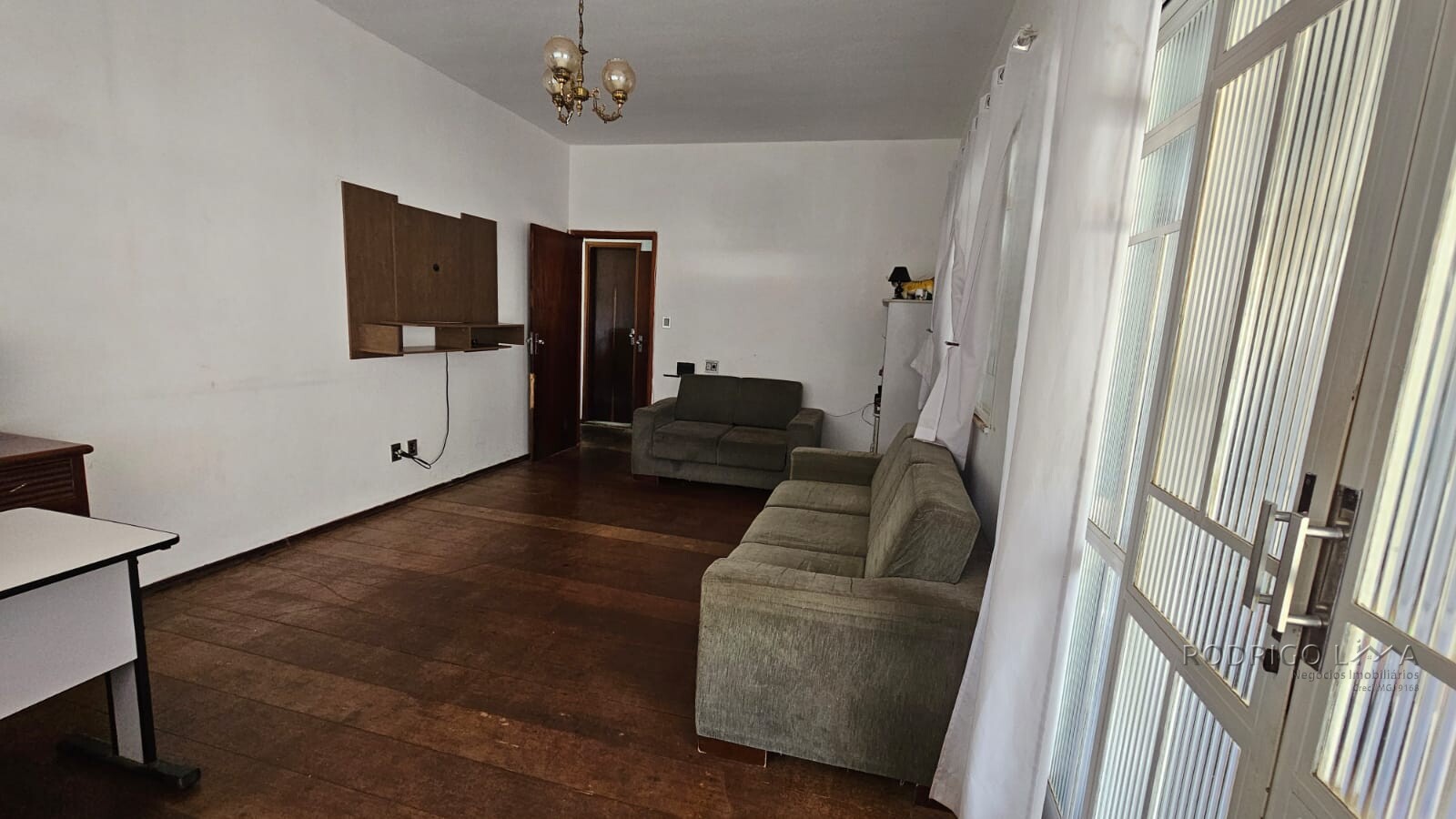 Ponto comercial para venda em São Lourenço MG.