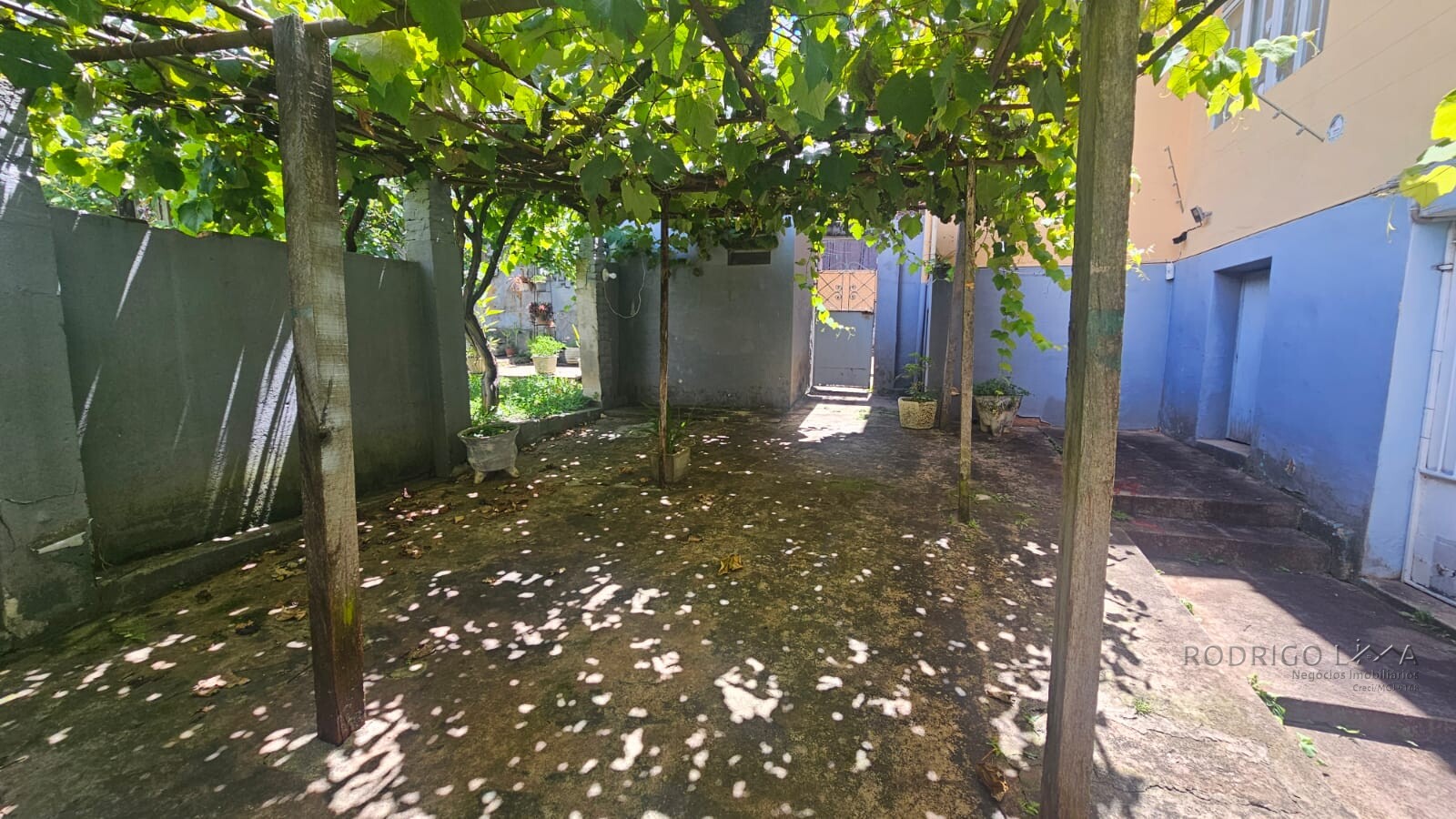 Ponto comercial para venda em São Lourenço MG.