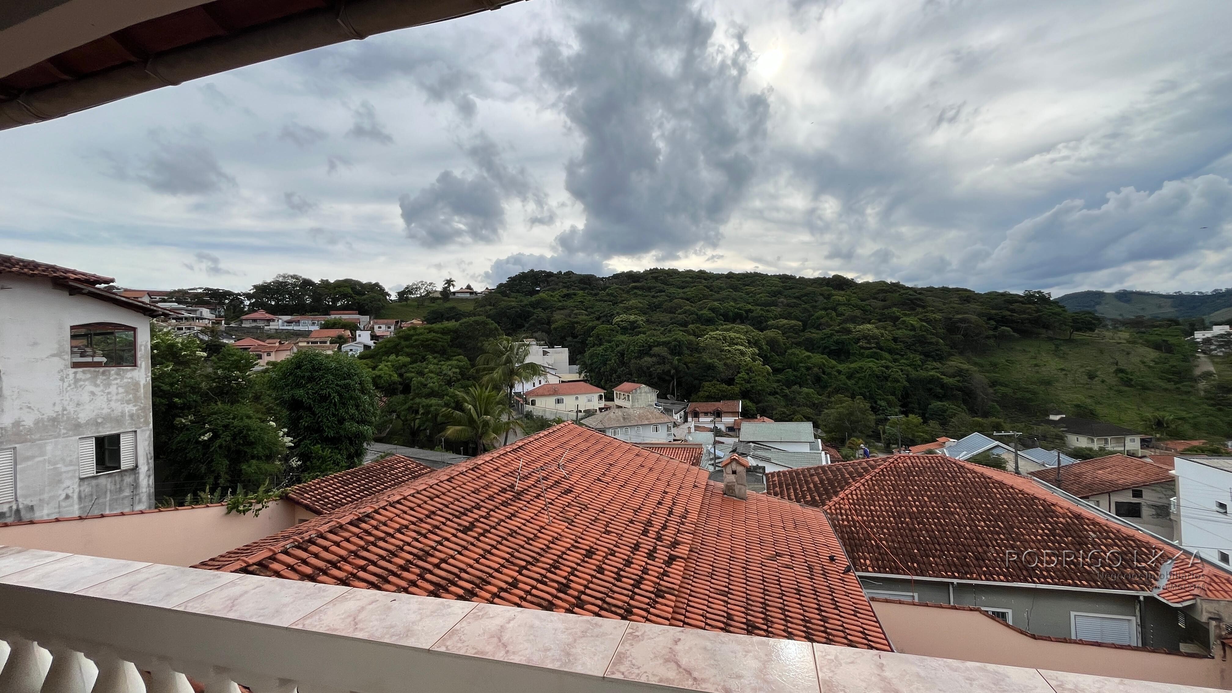 Linda casa para venda em São Lourenço MG
