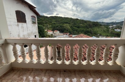 Linda casa para venda em São Lourenço MG