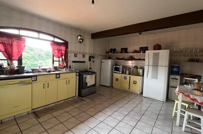 Linda casa para venda em São Lourenço MG